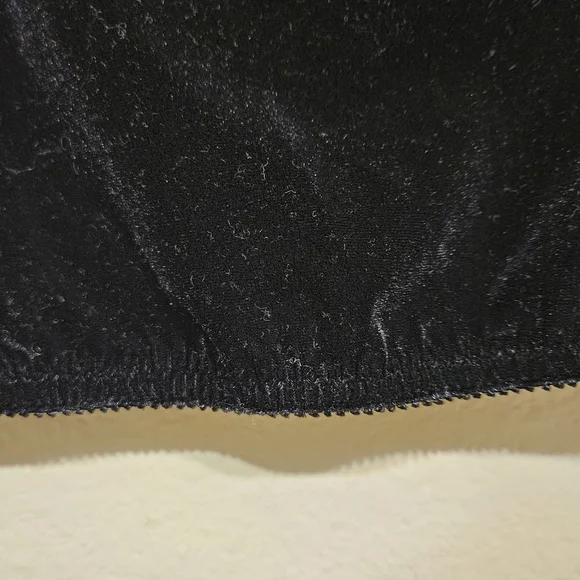 Victoria's Secret Elegant Black Fabric - Picture 9 of 11